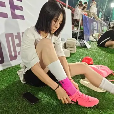 王玲